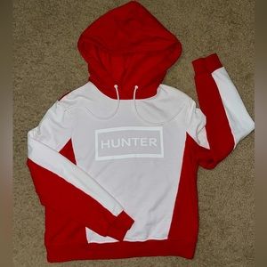 Red and white hunter cropped hoodie, size small